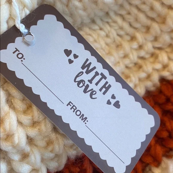 The Arctic Paw cotton & Acrylic beanie hat with pompom - Picture 6 of 7